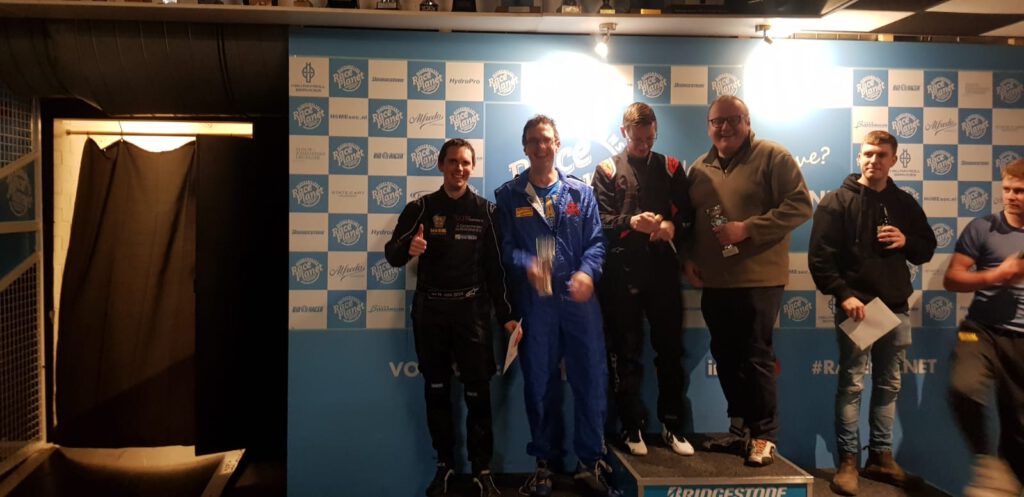 Maikel van Beek en Frank Elfert op podium Bleekemolen Amsterdam